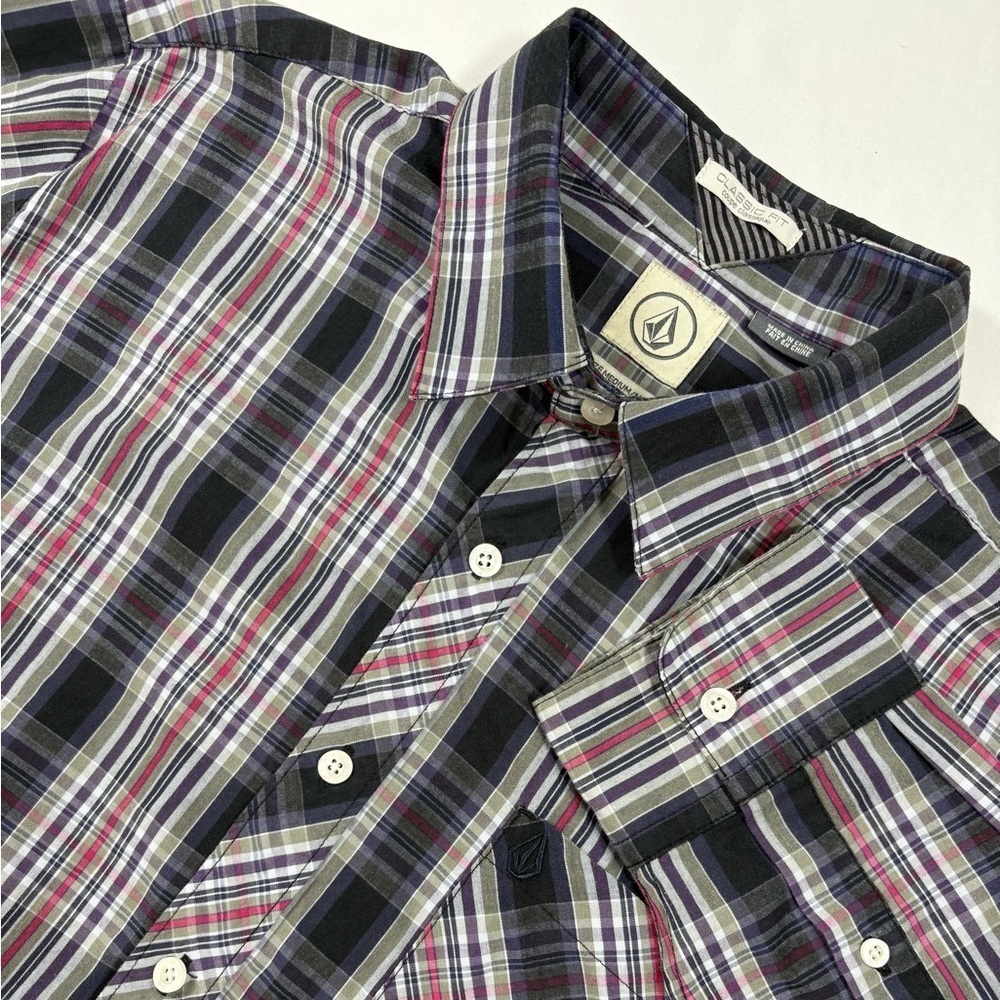 Volcom Men's Classic Fit Weirdoh Plaid II Long Sleeve Button Up Shirt | Size M